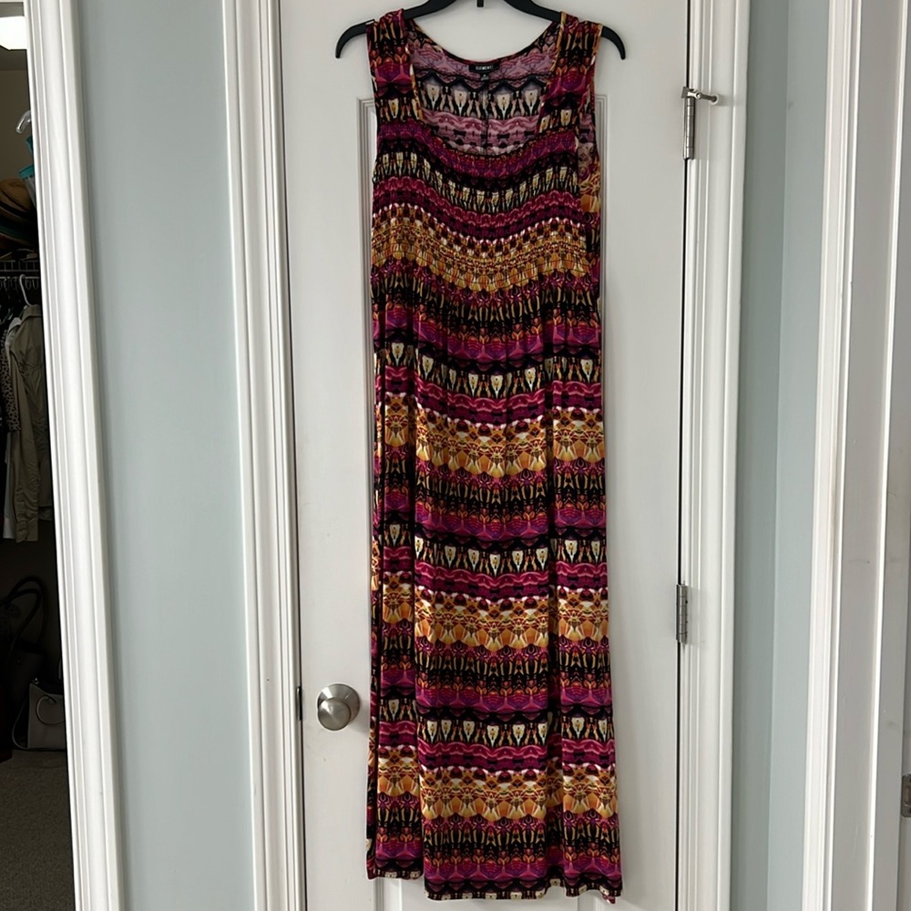 Maxi dress in vibrant colors